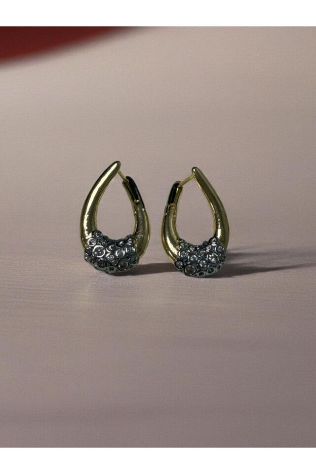 Nova halka küpe