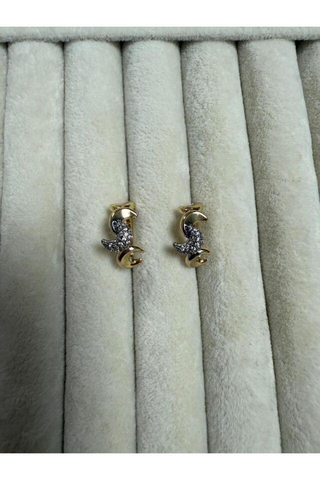 Ale ear cuff