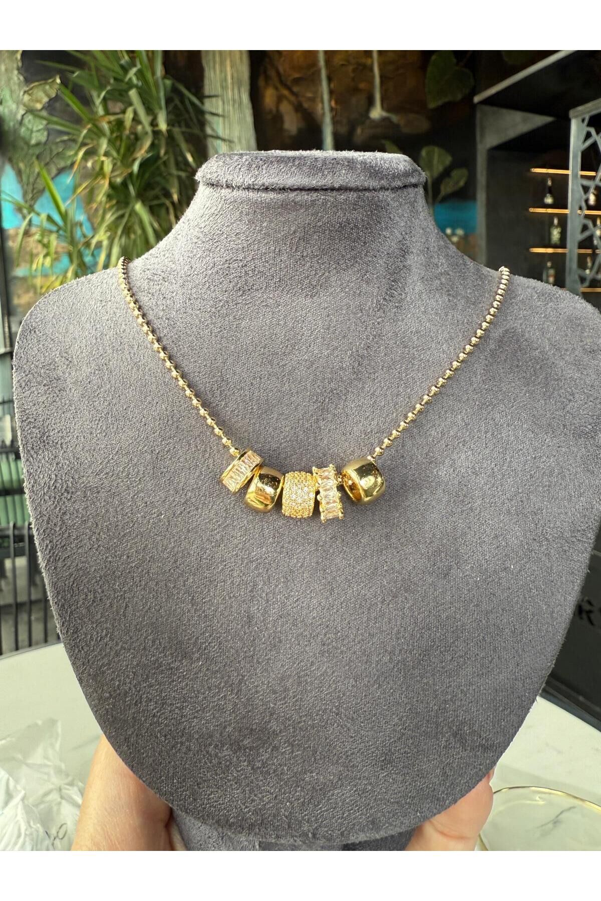 Gold Taşlı Charm Kolye (çelik zincir)