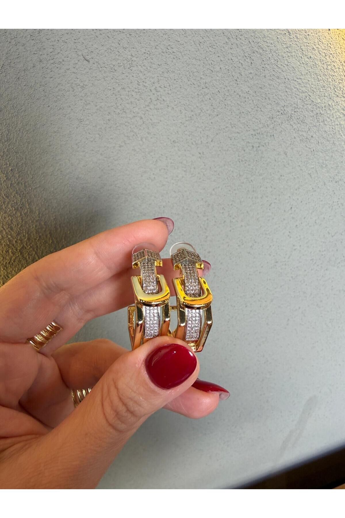 Gold Taşlı Marka Halka Küpe