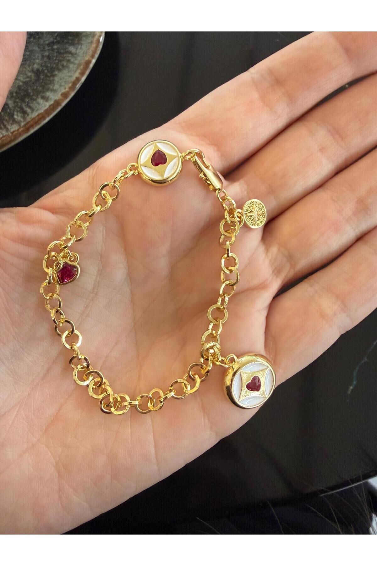 Kalpli Charm Detaylı Zincir Bileklik