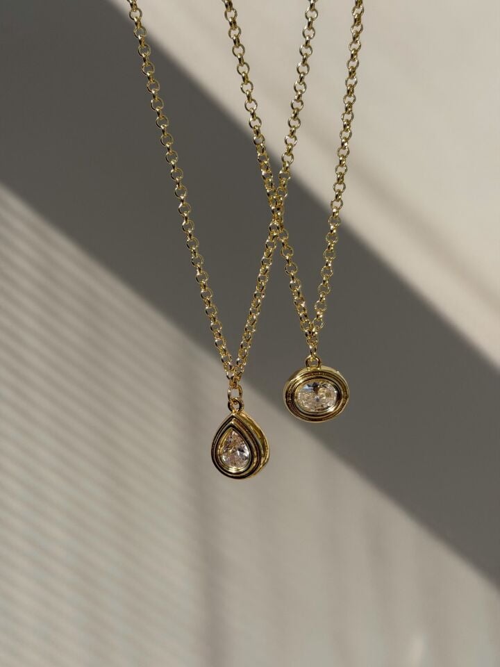 Eclat Yuvarlak Taşlı Gold Kolye